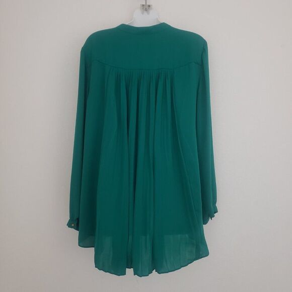 Chico's Top Large Green Flowy Pleated Classic Office Essential Basic Work - Picture 8 of 12